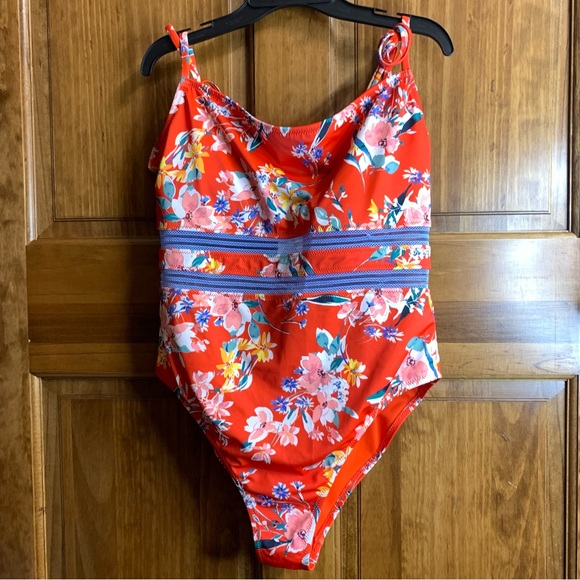 Other - Women’s Jessica Simpson size large floral one piece bathing suit swim suit
